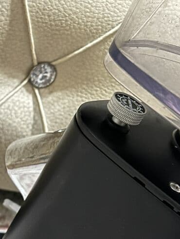 dəyirman: Qəhvəüyüdən Nuova simonelli — 1