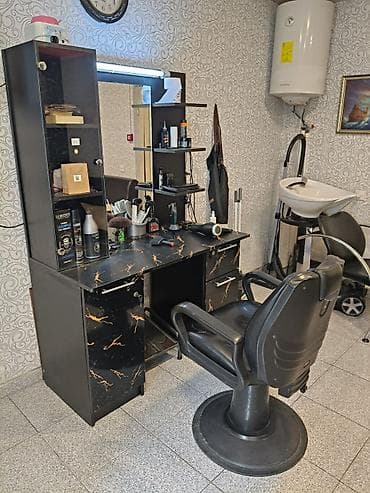 Bərbərxana dəsti – işçi masası, güzgü və kreslo Ariston 80 litr — 1
