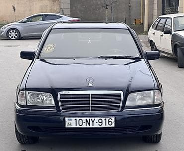 Mercedes-Benz C-Class: 1.8 l | 1995 il Sedan