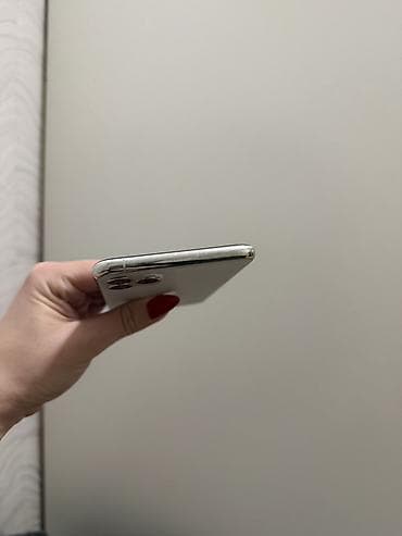 apple 11: IPhone 11 Pro, Ağ, Face ID — 1