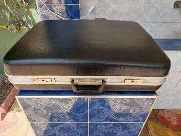 Eynəklər: Diplomat Çanta SSRi Diplomat Çantası 1982 istehsal: Mart 1982 — 1