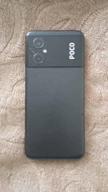 сотовый телефон fly ff247: Poco Pocophone F1, цвет - Черный — 1