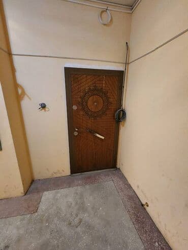 kirayə restoran: Sumqayit 6-mkr, Məscid yaxınılğında 10 mərtəbəli binanın, 7-ci — 12