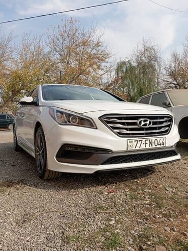 ka 700 traktor: Hyundai Sonata: 2 l | 2015 il Sedan — 3