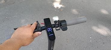İşlənmiş Elektrik samokat 9", 351 - 500 Vt, 26 - 35 km/s, Ünvandan götürmə, Ödənişli çatdırılma — 4