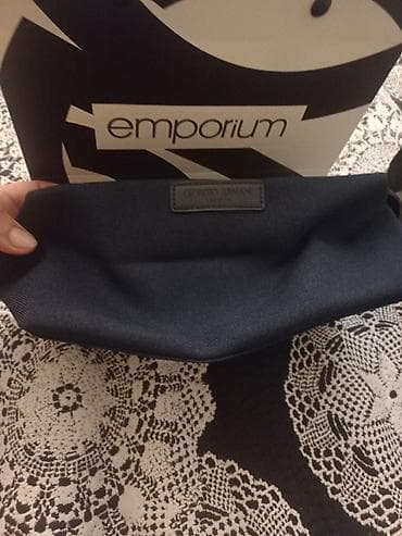 kurtqa kişi: Emporio Armani — 2