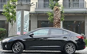 mersedes s klass: Hyundai Elantra sedan – qara rəng, zərif və dinamik dizayn. Texniki — 7