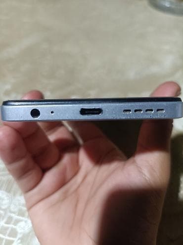 usb modem: Infinix Hot 30, 256 GB, rəng - Gümüşü, Sensor — 5