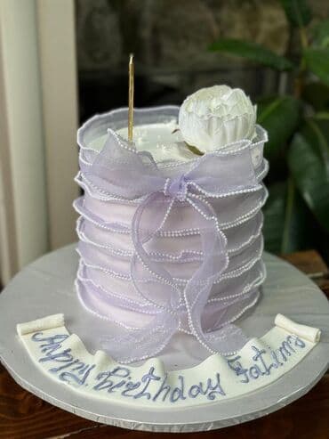 Şirniyyat məhsulları: Təzə bişmiş qat-qat xəmirdən hazırlanan şirin bulkalar/səməni — 8