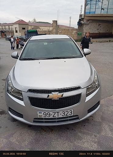 traxtor satisi: Chevrolet Cruze: 1.4 l | 2011 il 97000 km Sedan — 3