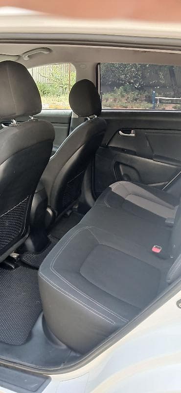 Kia Sportage: 2 л | 2013 г. Внедорожник — 8