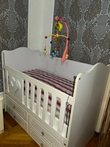 Bitkilər: Oğlan və qız üçün, İşlənmiş, Dördbucaq, Beşik, Dəst ilə, Matras ilə, Yellənmə mexanizmsiz — 1