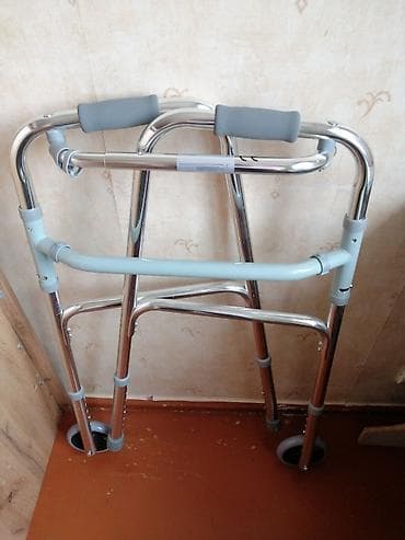 yürüş bandı: Təkərlı gəzinti çərçivəsi (rollyator tipli yürüteç) - Material — 3