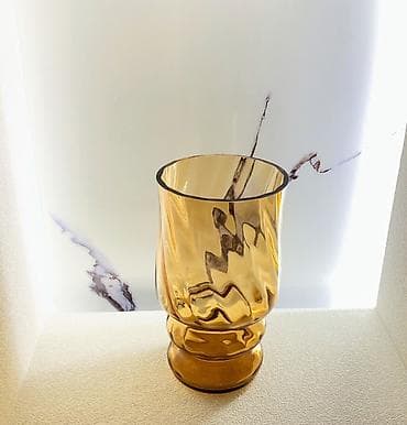 azan gulu: Bir vaza — 2