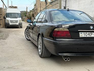 bmw disk type 0: BMW 7 series: 2.8 l | 2000 il Sedan — 2