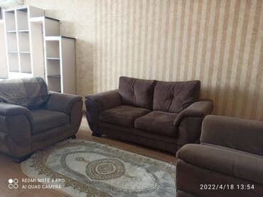 ehmedlide ev: Əhmədli qəsəbəsində, Xalqbankın arxasında, Yeni Tikili 16 mərtəbəli — 2