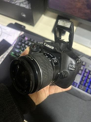 stol ustu kondisioner: Canon EOS 1200D DSLR fotoaparat + 18-55mm obyektiv - 18 MP APS-C — 1