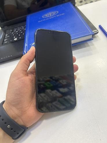 14 ayfon: IPhone 14 Plus — 3