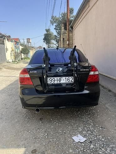 mersedes c class: Ravon Nexia R3 sedan – qara rəng. Xarici: - Aerodinamik kuzov, xrom — 7