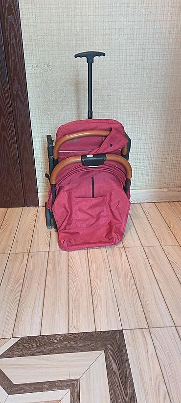 mamako qiymeti: Uwaq arabasi
Yaxsi veziyyetde. 
Qiymet 55azn, 
Unvan. 
Bine savxoz — 8