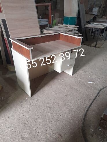 угловой офисный стол: Respşin masası isdəlinən ölcdə isdlnən dizayın isdəlnən rəgdə — 1
