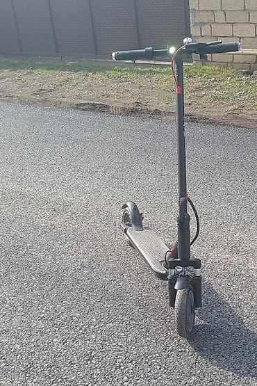 Yeni Elektrik samokat ≤ 5", 251 - 350 Vt, 16 - 25 km/s