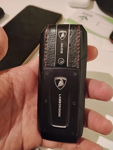 kart telefon: Vertu Ti, 1 TB, rəng - Qara, Düyməli — 3