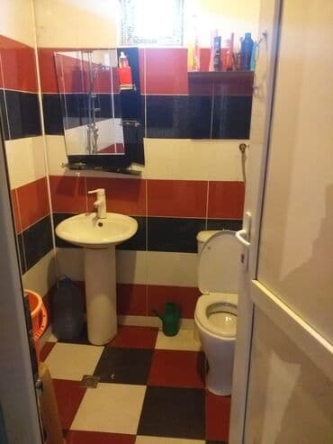 Həyət evləri və villalar: Salam ev kirayə verilir 3 otaq + 1 quxna. şəxsidir ev. uzun müddətli — 11