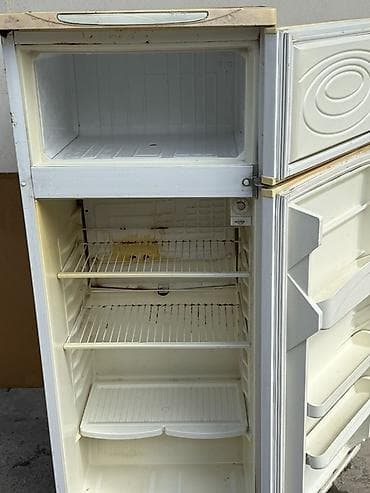 NORD markalı iki qapılı soyuducu - Üst hissədə ayrıca dondurucu — 3