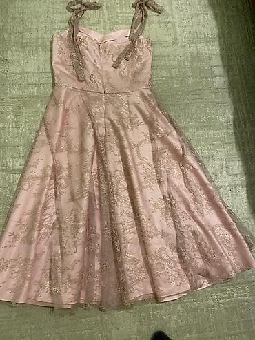 vecerni donlar: Tikilib. Tikilişi 120 azn olub. 36- 38 razmere gedir. Yalnız 1 defe — 2