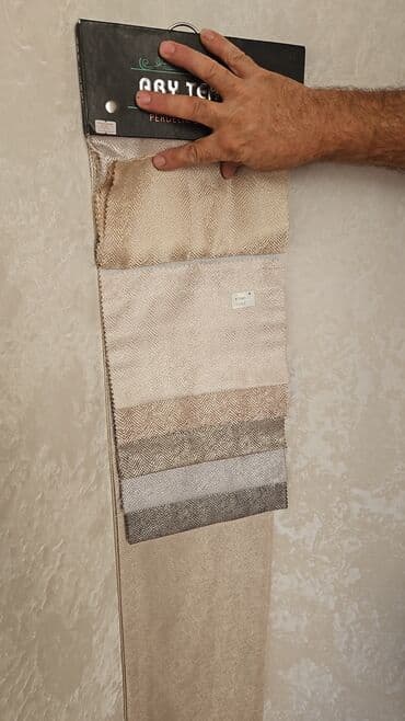 ucuz tul: Bu dəst tünd bənövşəyi rəngli iki qalın pərdədən və ortada yerləşən ağ — 19