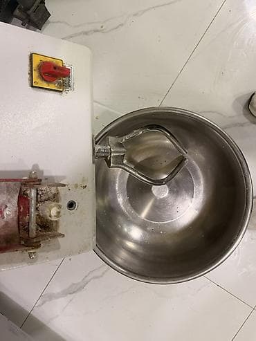 Sənaye tipli xəmir yoğurma maşını - Məqsəd: çörək, pizza, bulka