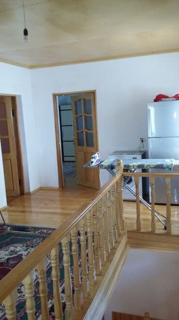 sahil qəsəbəsində evlərin qiyməti: Badamdar qəs. 4 otaqlı, 140 kv. m, Kredit yoxdur, Orta təmir — 9