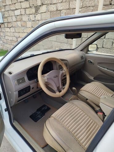 maşnı: Chery Amulet (A15): 1.5 l | 2010 il 219000 km Sedan — 4