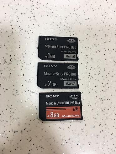 Sony Memory Stick yaddaş kartları 1gb -15 azn 2gb - 20 azn və 8gb