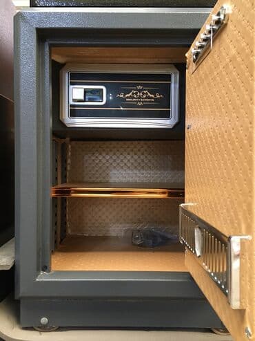 pul yığmaq üçün qab: 💥Eni 40 💥Derinlik 35 💥Hundurluk 56 💥Seyf iki acar ve kodile isleyir — 2