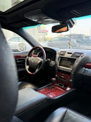 hybrid avtomobillər qiymətləri: Lexus LS: 4.6 l | 2009 il Sedan — 15