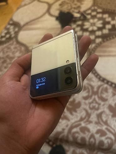 Elektronika: Samsung Z Flip, 128 GB, rəng - Qızılı, Barmaq izi — 1