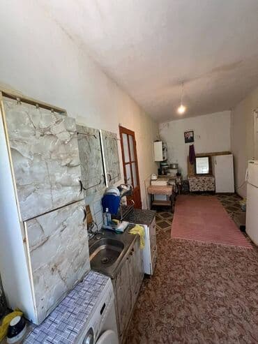 əhmədli ev: Əhmədli 8 otaq, 240 kv. m, Orta təmir — 24