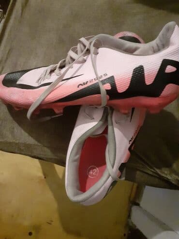 Maskalar, eynəklər: Butslar Ölçü: 42 — 3