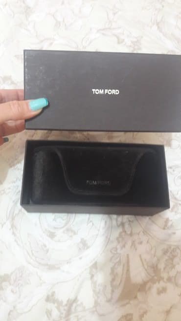 optik nisangah satilir: Tom Ford eynek — 9