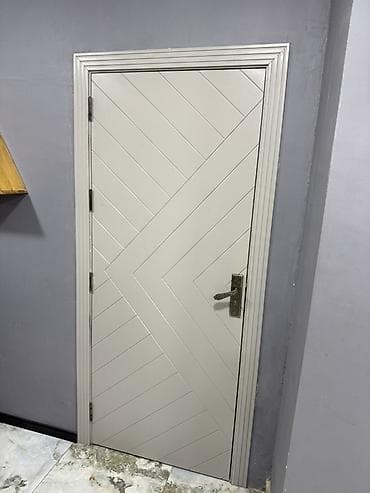 qapi dekoru: Daxili otaq qapısı – dekorativ güzgülü model - Material: MDF/Laminat — 1