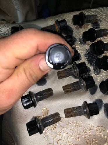 w210 disk: Orginal mersedes boltlri 5manat biri — 1