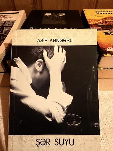 Kitabların hər biri 1 azn. Tək - tək satılmır. Minimum 4 kitab alana — 4