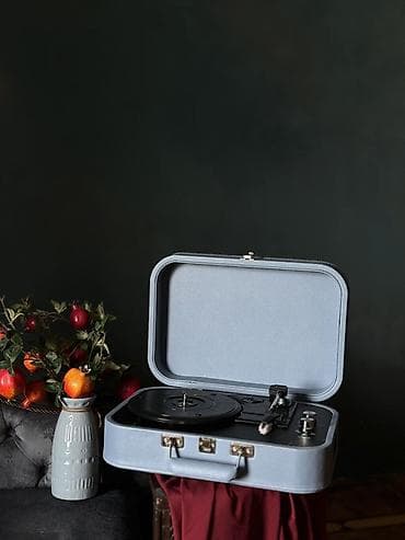 maqintafon kalonka satisi: Vinil patefonlar –masaüstü modellər Məhsul təsviri: - Retro üslublu — 1