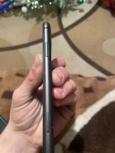 en ucuz iphone 11 pro: IPhone 11, Qara, Face ID — 6