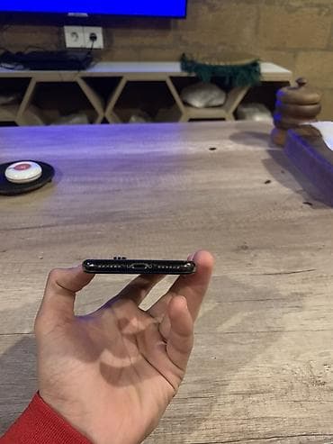 perexadnik iphone: IPhone X, 64 GB, Qara, Simsiz şarj — 4