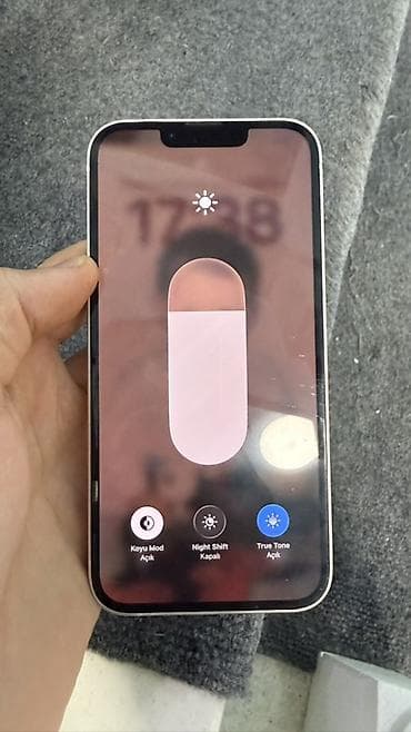 iphone 19: IPhone 13, Ağ, Simsiz şarj — 7