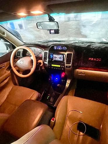 prado teker: Toyota Land Cruiser Prado 120, ağ rəng, 5 qapı SUV. Texniki — 8