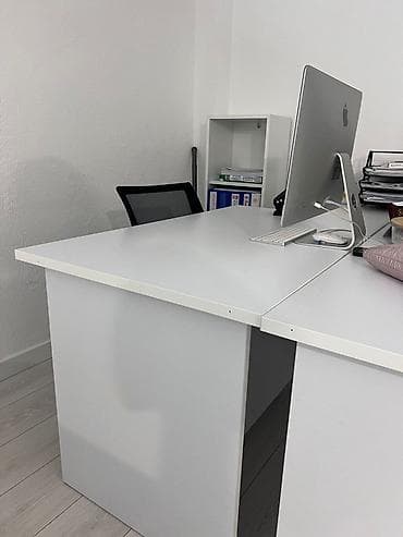 İşçi üçün, Dördbucaq masa lalafo.az -da İşçi üçün, Dördbucaq masa